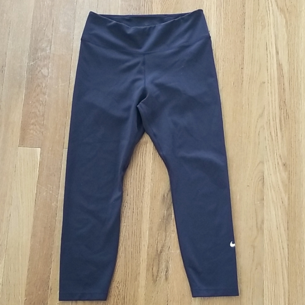 Nike capris